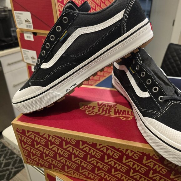 Vans Mte Old Skool Waterproof Black White VN000CVNBA2 Mens Size 13 Shoes NEW - Picture 3 of 12